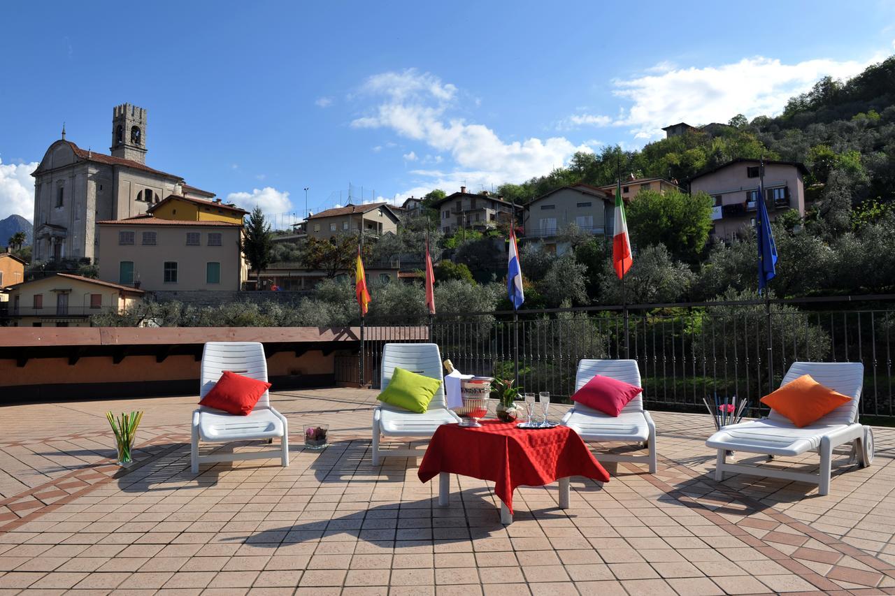 Hotel Bellavista Meuble Monte Isola Exterior photo